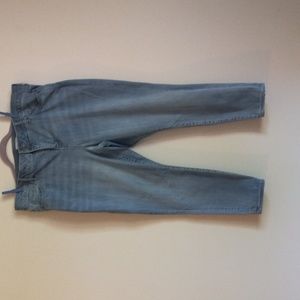 Ava and Viv light wash skinny jeans. 20W. Blue.